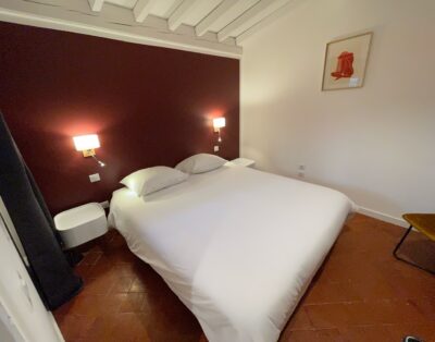 Cosy apartment, 2 bedrooms, 2 bathrooms, terrace and elevator, Aix en Provence